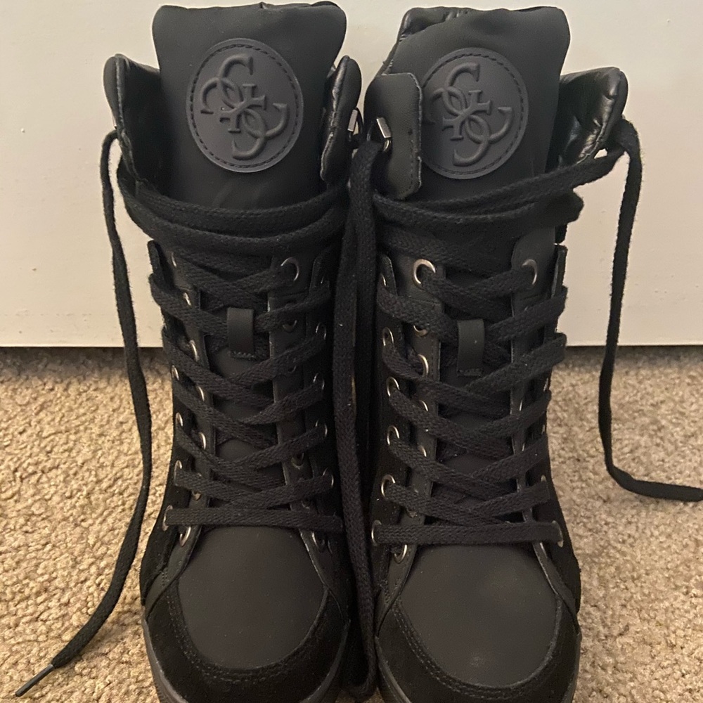 COPY - Guess Suede Wedge Sneaker